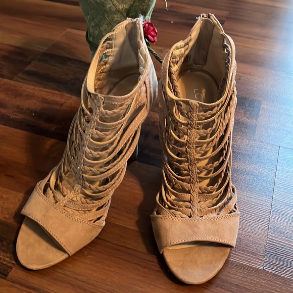 LC Lauren Conrad Light Brown Heels EUC - Picture 2 of 8